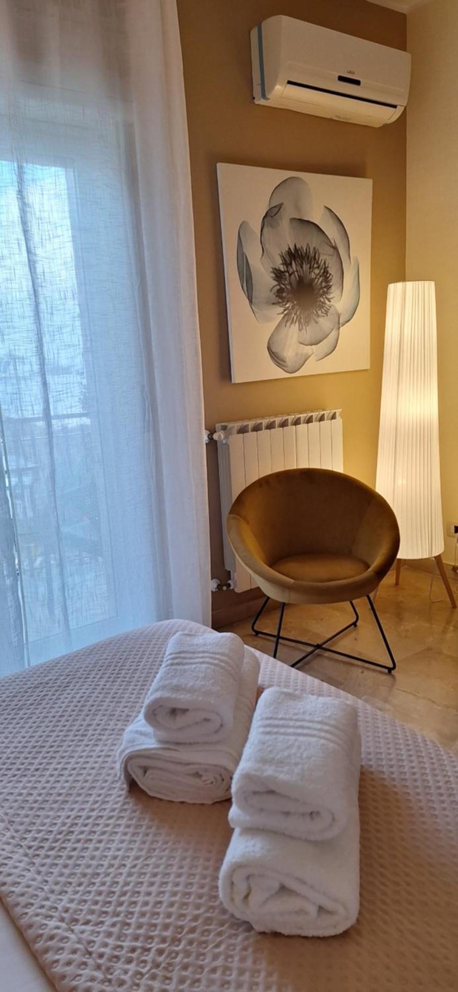 Laranda Rooms Milazzo Habitación foto