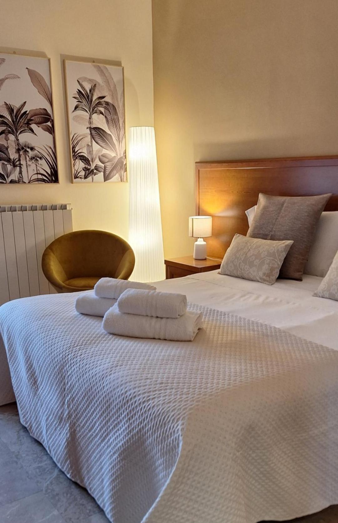 Laranda Rooms Milazzo Habitación foto