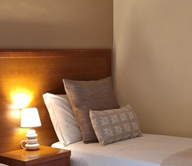 Laranda Rooms Milazzo Habitación foto